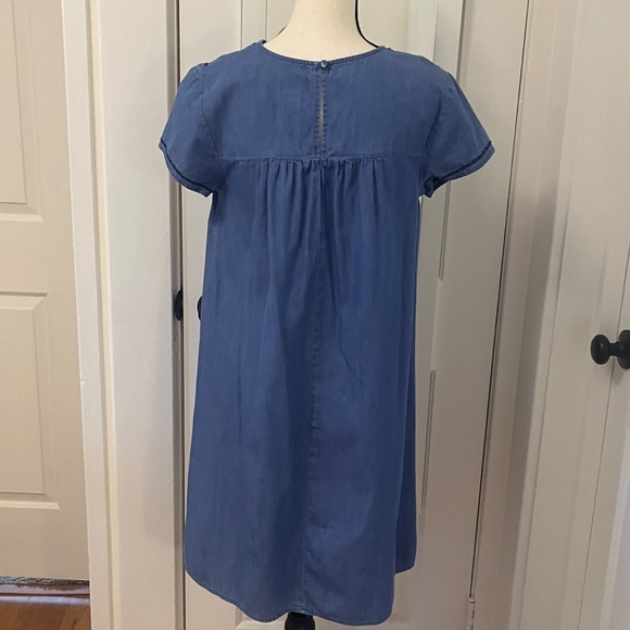 Old Navy Blue Chambray Made in India Embroidery Knee Length Dress Size Med. EUC - Picture 3 of 6